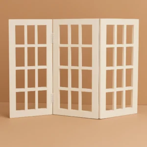 White folding fencing set of 3 with square design