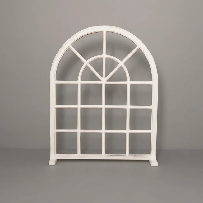 White baby arch panel